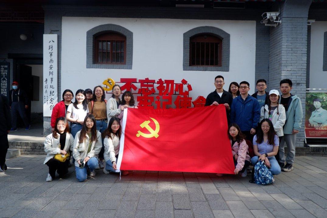 小猫钓鱼游戏龙王版有船
